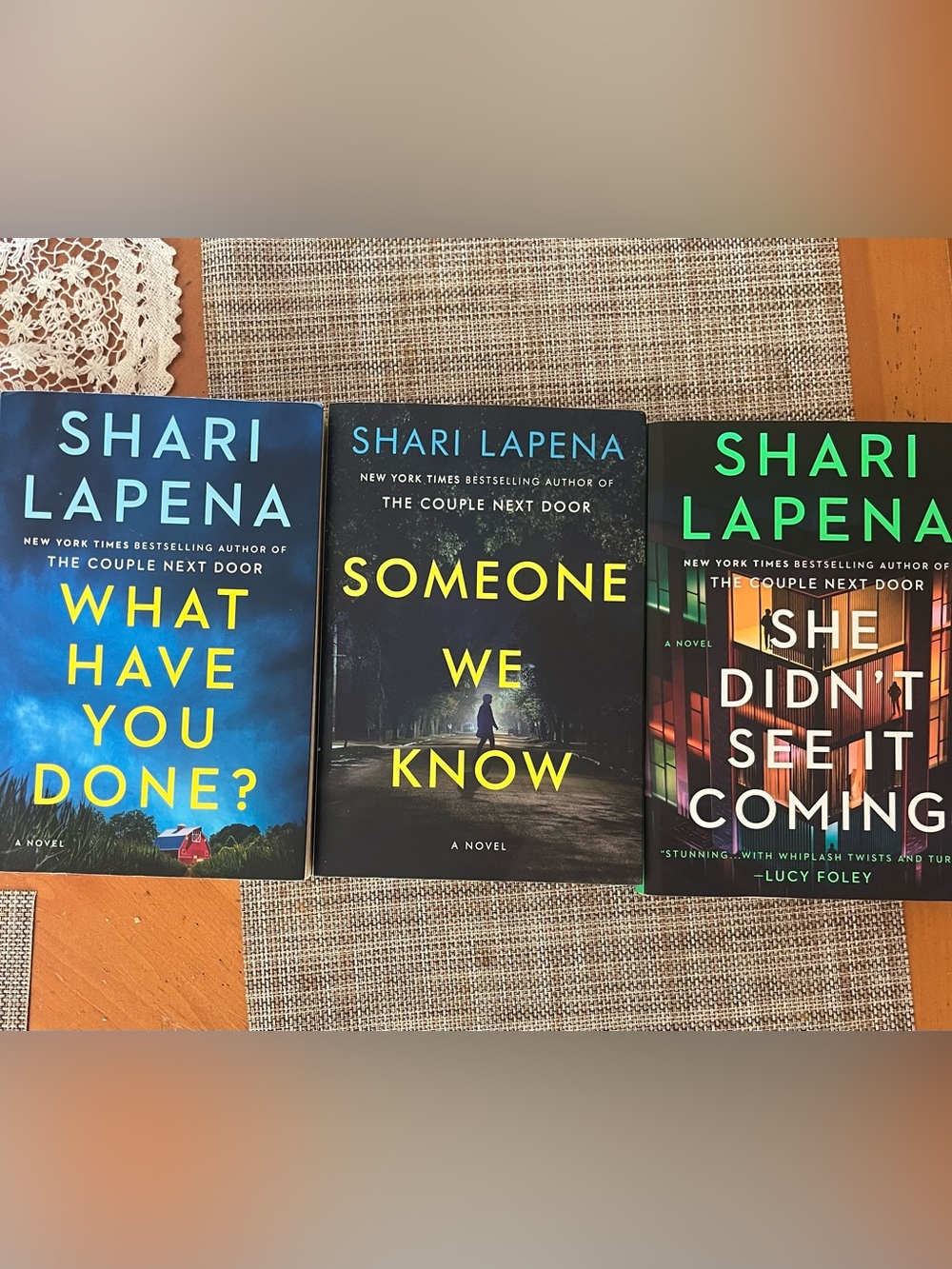 Shari Lapena Thriller/Mystery books ✨